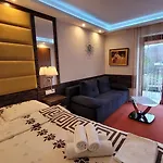 Δωμάτια σε οικογενειακή κατοικία Asenata Pokoje&apartamenty Centrum