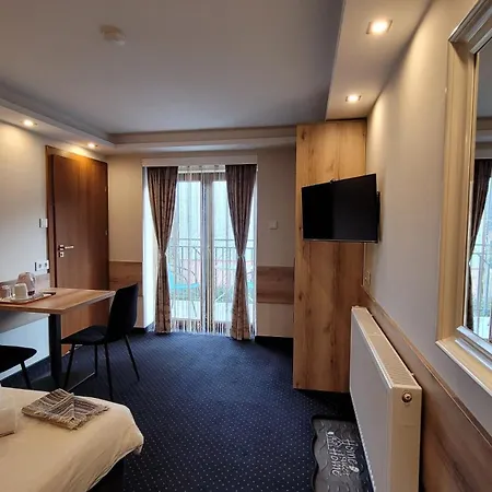 Asenata Pokoje&apartamenty Centrum Séjour chez l'habitant *