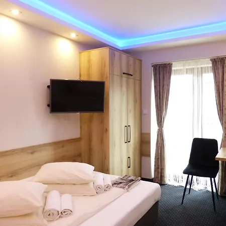Asenata Pokoje & Apartamenty Centrum Ustron Homestay *