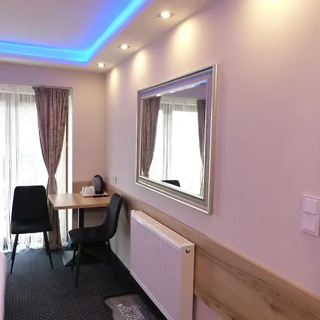 Asenata Pokoje & Apartamenty Centrum Ustron Homestay *