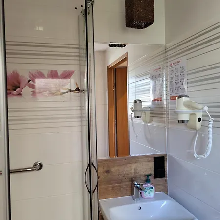 Asenata Pokoje&apartamenty Centrum *