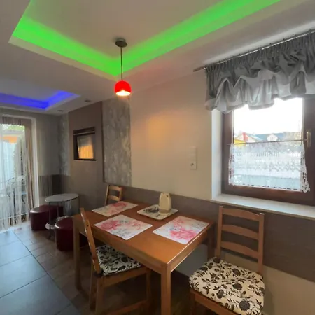 Asenata Pokoje&Apartamenty Ustron Centrum Homestay *