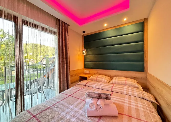 Privatunterkunft Willa Asenata Pokoje & Apartamenty, Basen Letni, Bezplatny Parking, Centrum