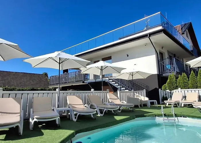 Asenata Ustron Centrum בית אירוח