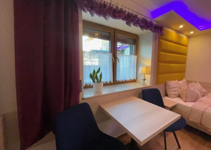 Willa Asenata Pokoje & Apartamenty, Basen Letni, Bezplatny Parking, Centrum * Ustron