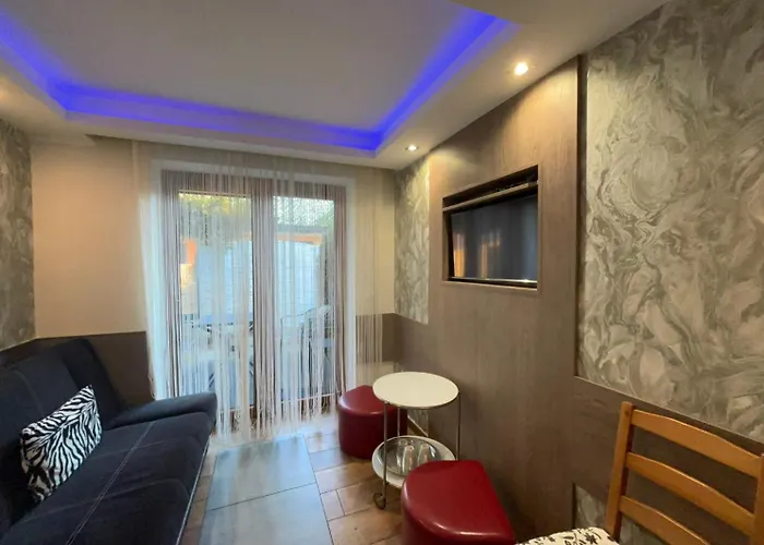 Asenata Pokoje & Apartamenty Ustron Centrum Homestay *